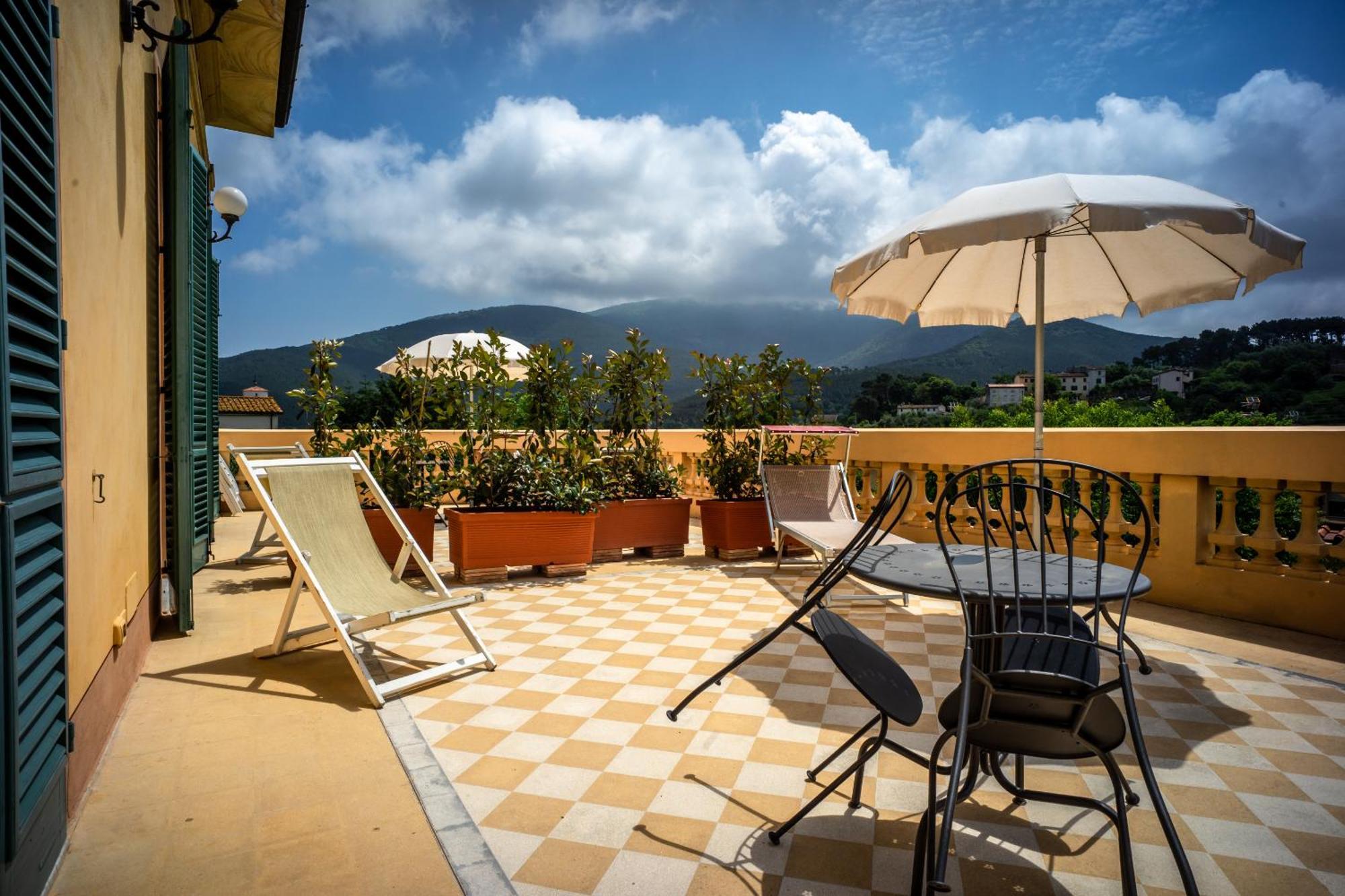 Marta Guest House Lucca Exterior photo