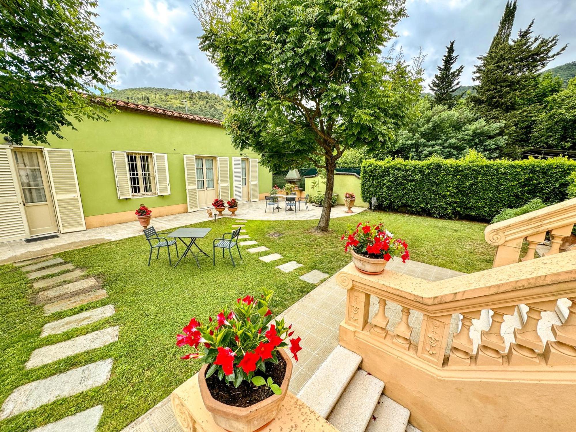 Marta Guest House Lucca Exterior photo